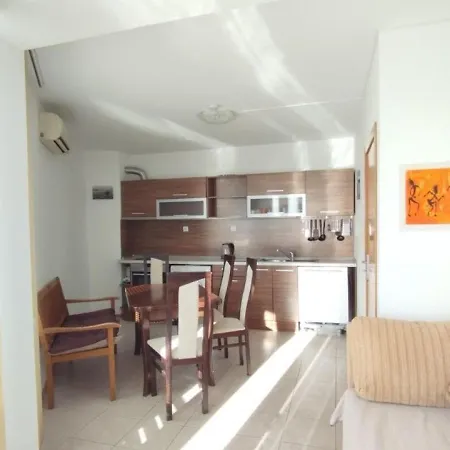 Sea View Family Saint *